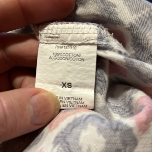 CROCS Gray & Melon Scrub Top XS - Picture 6 of 6